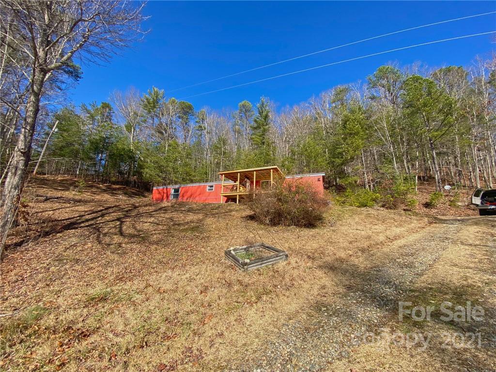 216 Waldroup Road Hot Springs, NC 28743 - Photo 3 of 48 Gallery Image 3