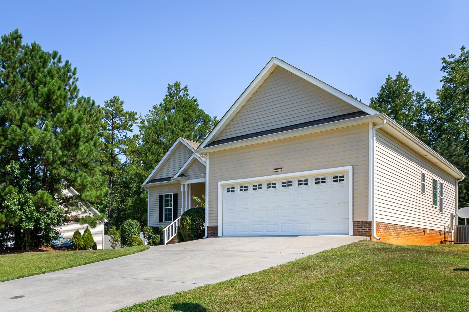 328 West Waycliff Road Henderson, NC 27537 - Photo 28 of 28 Photo 28
