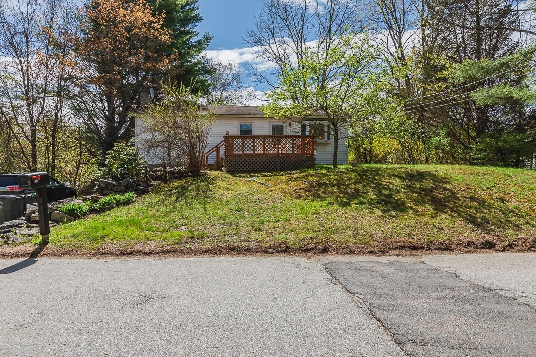 233 Dearborn Road Pembroke, NH 03275 - Photo 1 of 19 Gallery Image 1