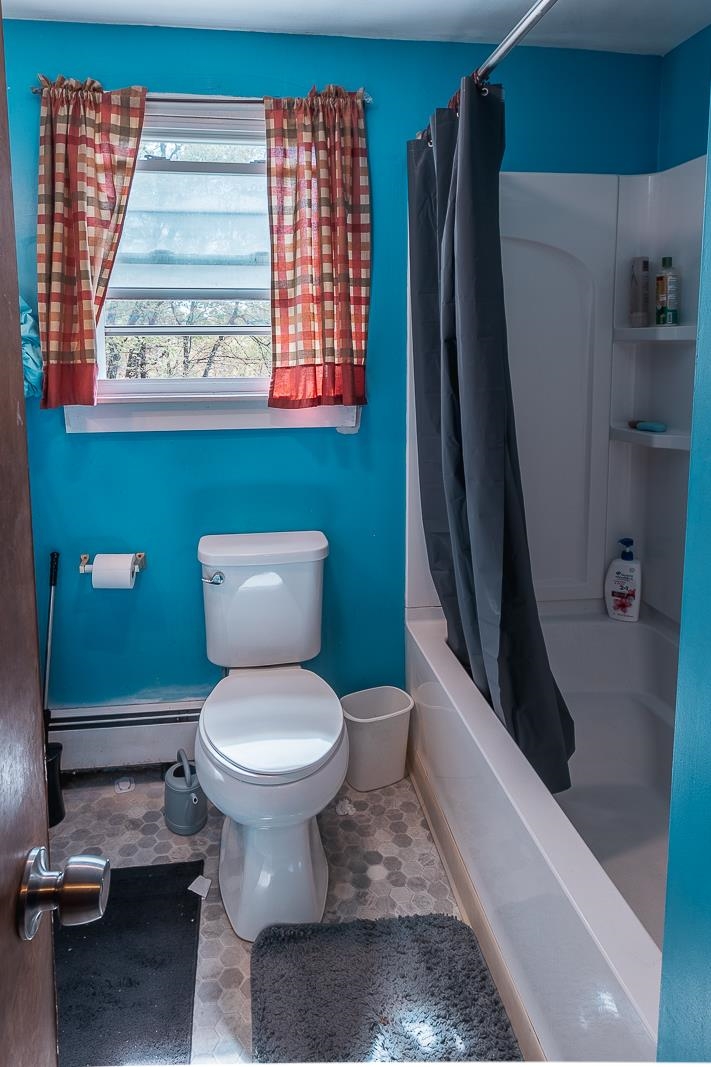 233 Dearborn Road Pembroke, NH 03275 - Photo 6 of 19 Gallery Image 6