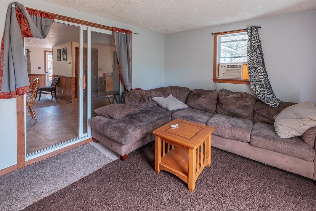 233 Dearborn Road Pembroke, NH 03275 - Photo 8 of 19 Gallery Image 8