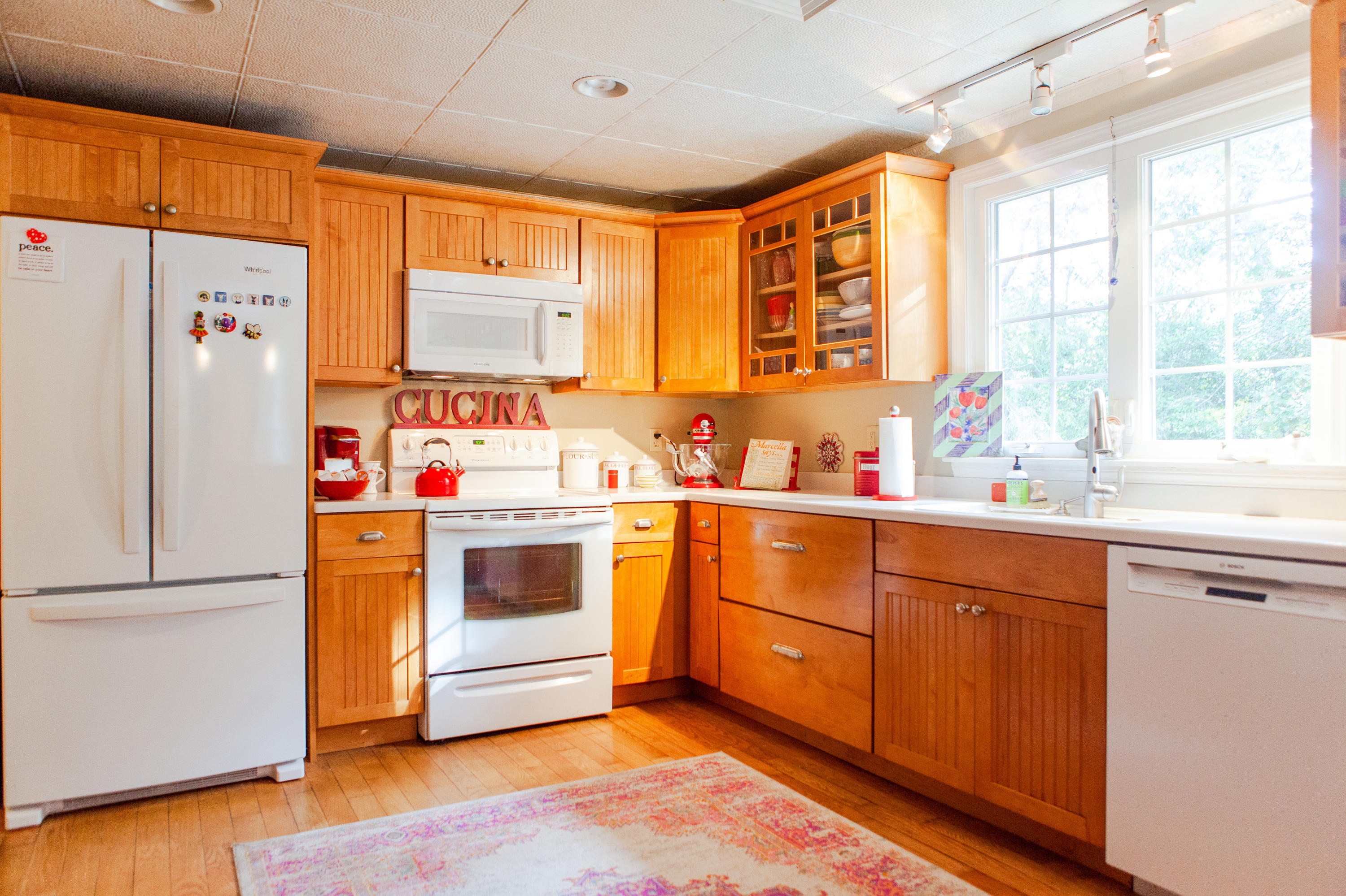 124 Braeside Road Falmouth, MA 02540 - Photo 13 of 28 joycecarrollhouse-37