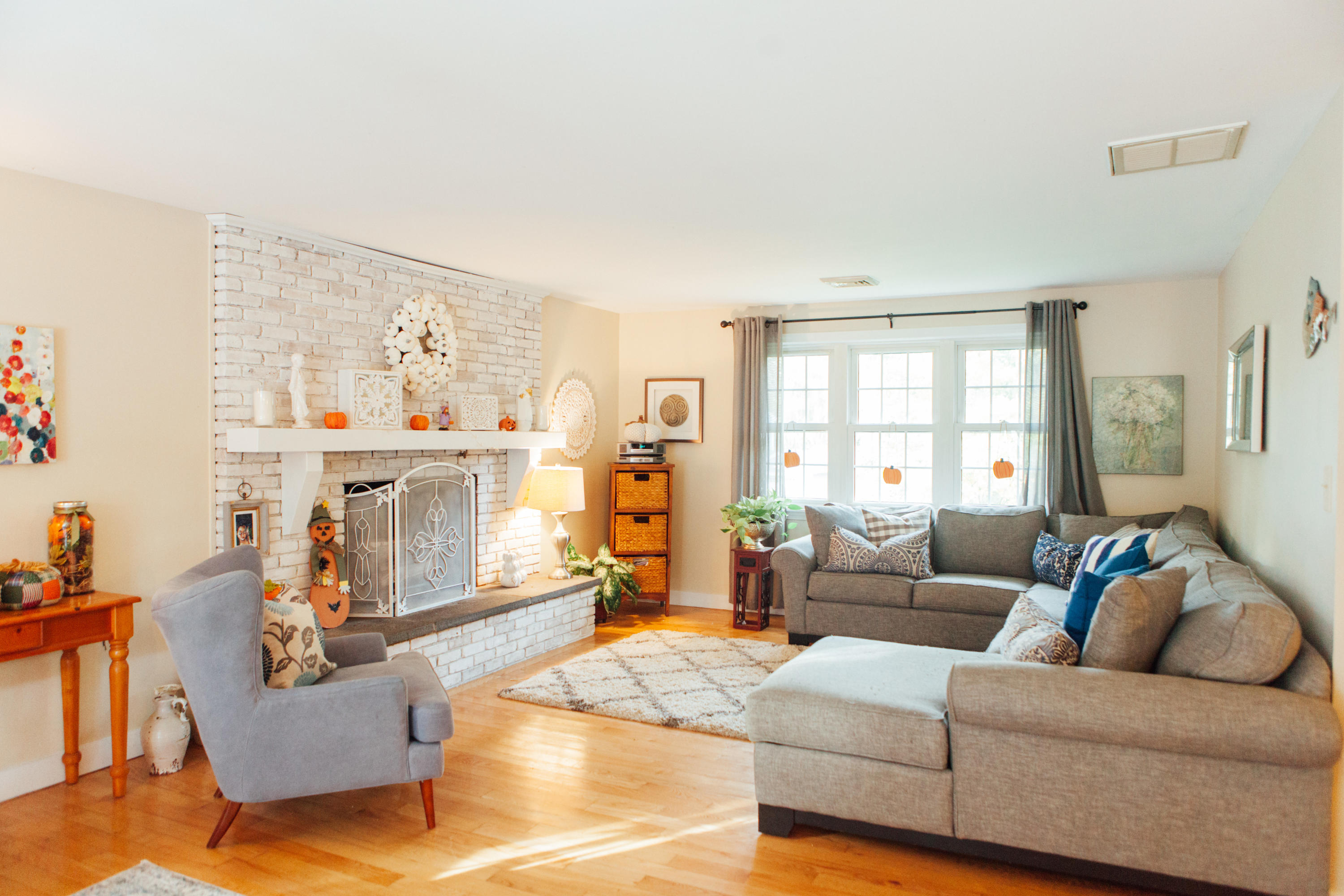 124 Braeside Road Falmouth, MA 02540 - Photo 5 of 28 joycecarrollhouse-2