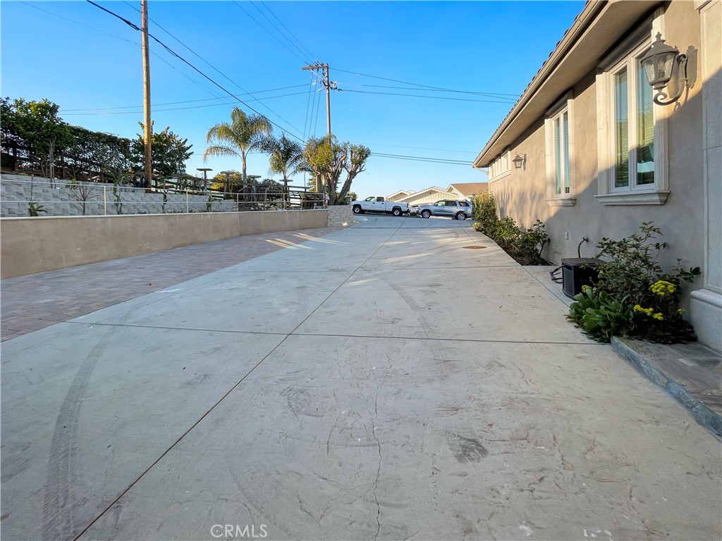2 Stallion Road Rancho Palos Verdes, CA 90275 - Photo 43 of 46