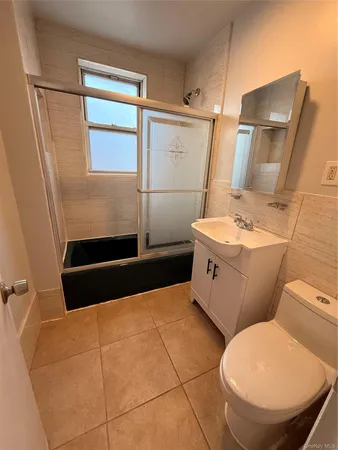 $4,000 | 71-19 35th Avenue | Jackson Heights