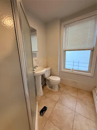 $4,000 | 71-19 35th Avenue | Jackson Heights