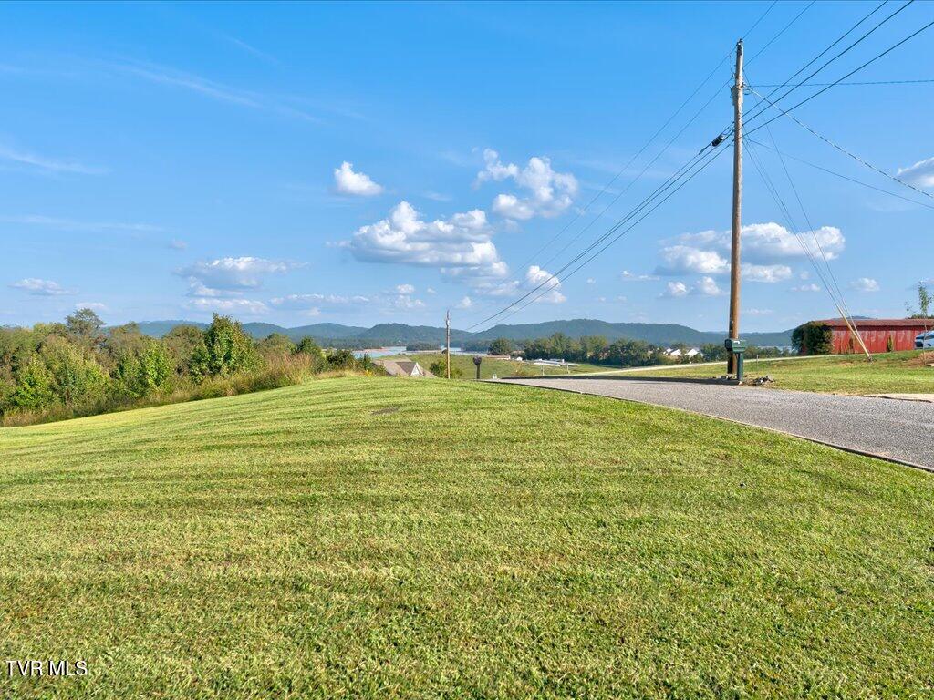 230 Water Way Drive Rutledge, TN 37861 - Photo 34 of 46 230 Water Way - 33