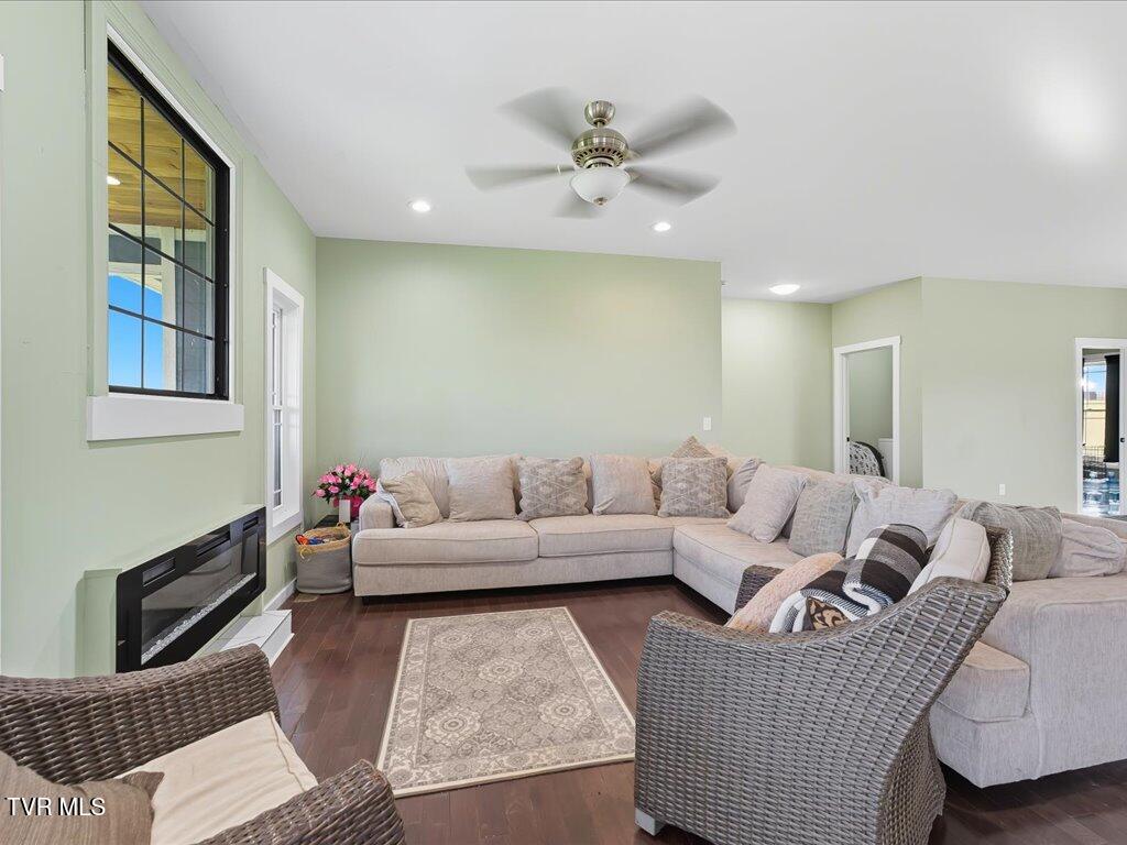 230 Water Way Drive Rutledge, TN 37861 - Photo 7 of 46 230 Water Way - 7