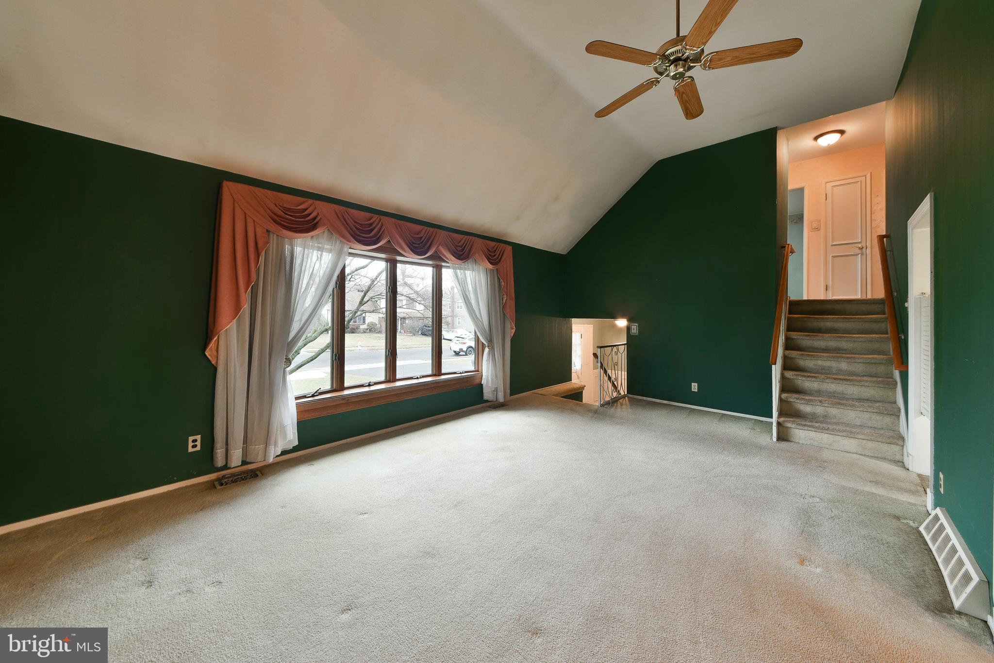 982 Mueller Road Warminster, PA 18974 - Photo 11 of 33