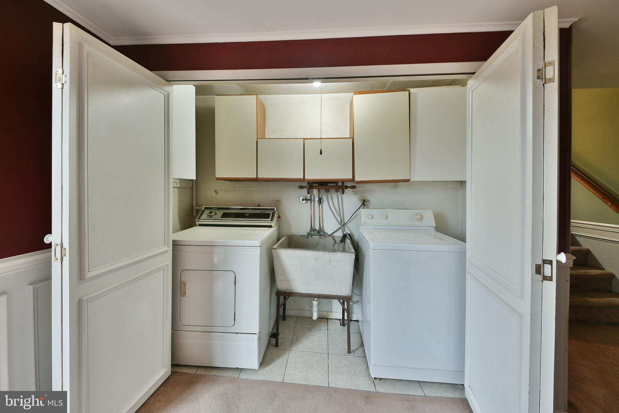 982 Mueller Road Warminster, PA 18974 - Photo 9 of 33 Laundry