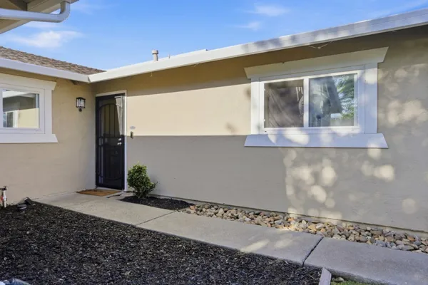 $548,000 | 2048 Southwood Drive, Vacaville, CA 95687