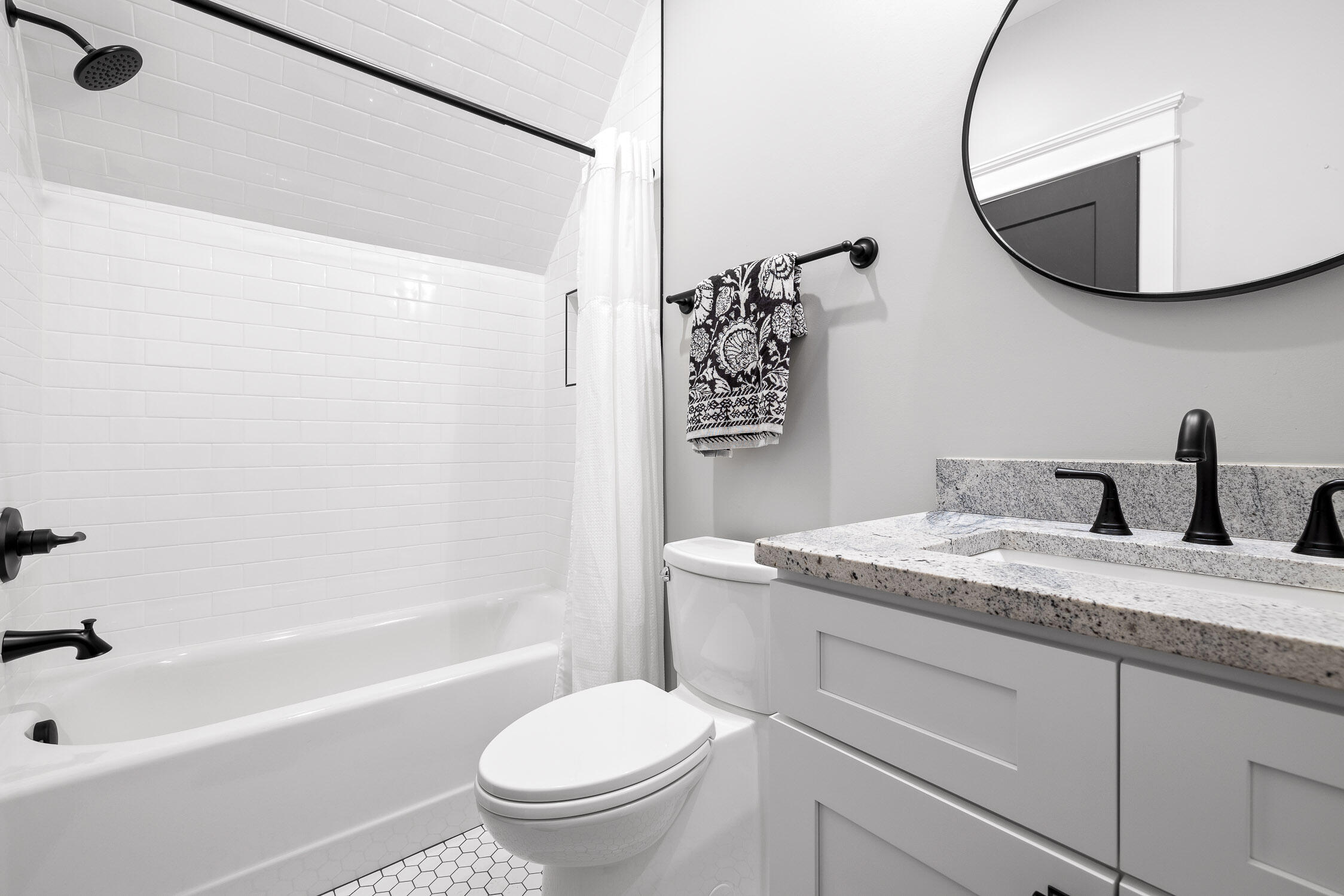 8225 Hixson Springs Road Signal Mountain, TN 37377 - Photo 30 of 41 Hixson-31