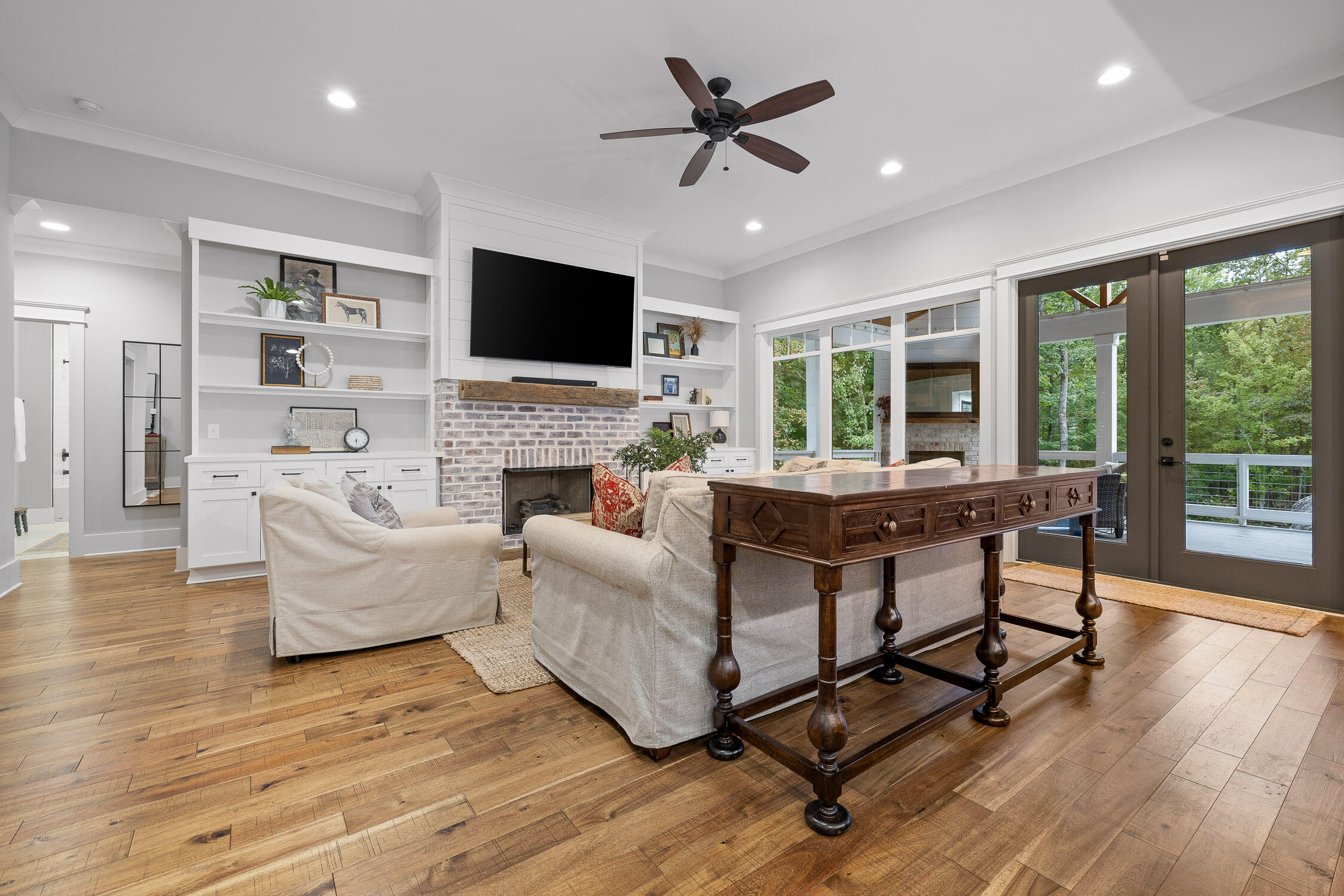 8225 Hixson Springs Road Signal Mountain, TN 37377 - Photo 3 of 41 Hixson-39