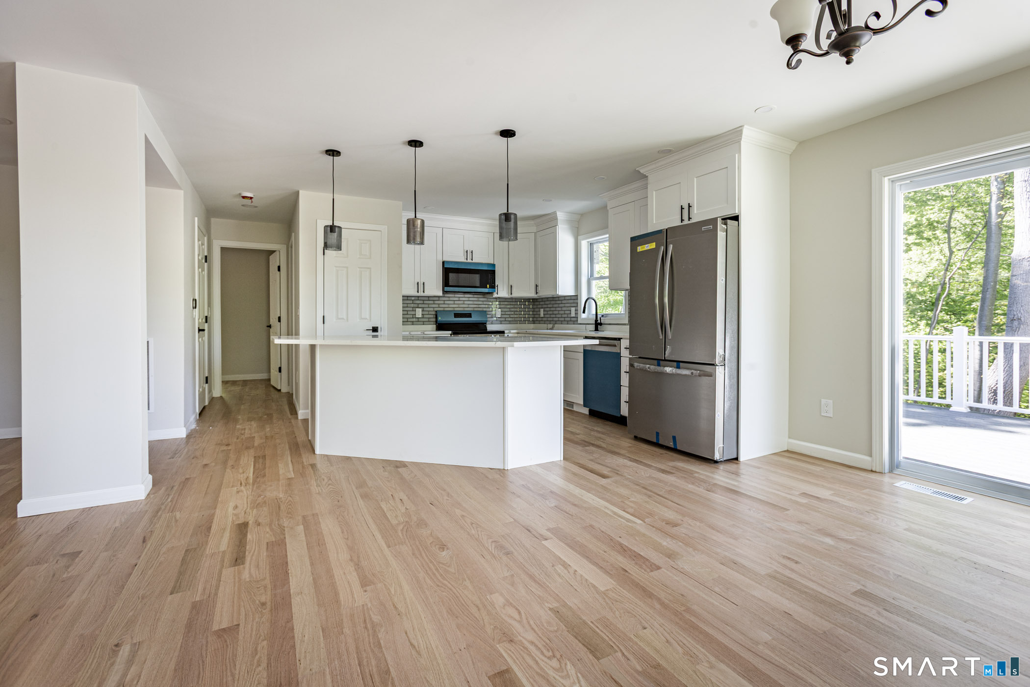 24 West Lakeview Road Plymouth, CT 06782 - Photo 10 of 38