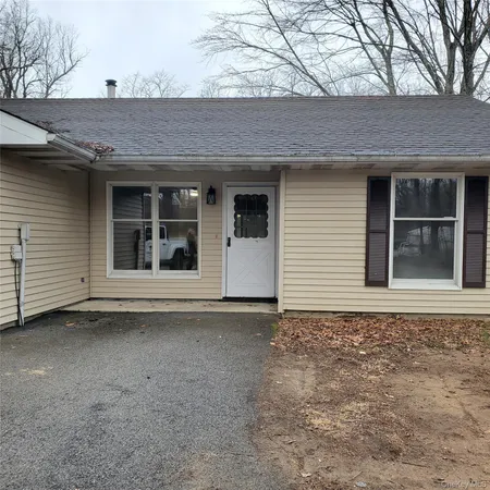 $2,500 | 71 East Searsville Road, Montgomery, NY 12549