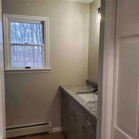 $2,500 | 71 East Searsville Road, Montgomery, NY 12549