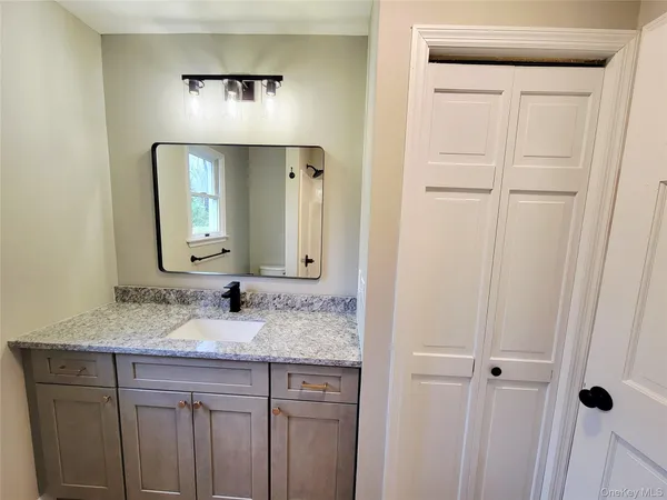 $2,500 | 71 East Searsville Road, Montgomery, NY 12549