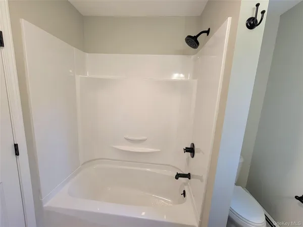 $2,500 | 71 East Searsville Road, Montgomery, NY 12549