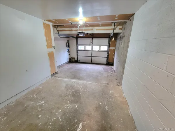 $2,500 | 71 East Searsville Road, Montgomery, NY 12549