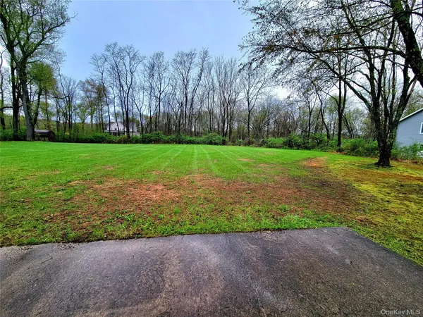 $2,500 | 71 East Searsville Road, Montgomery, NY 12549