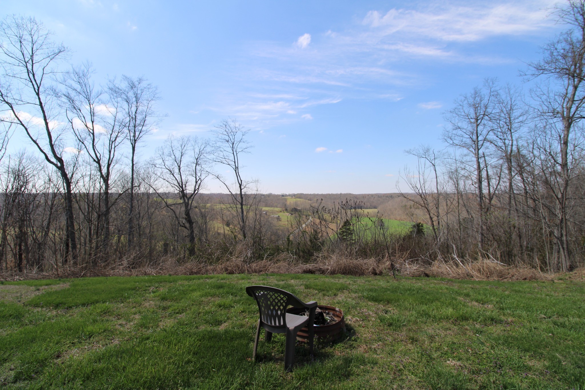 2271 East Stinson Road Lafayette, TN 37083 - Photo 18 of 50 a view of backyard with patio