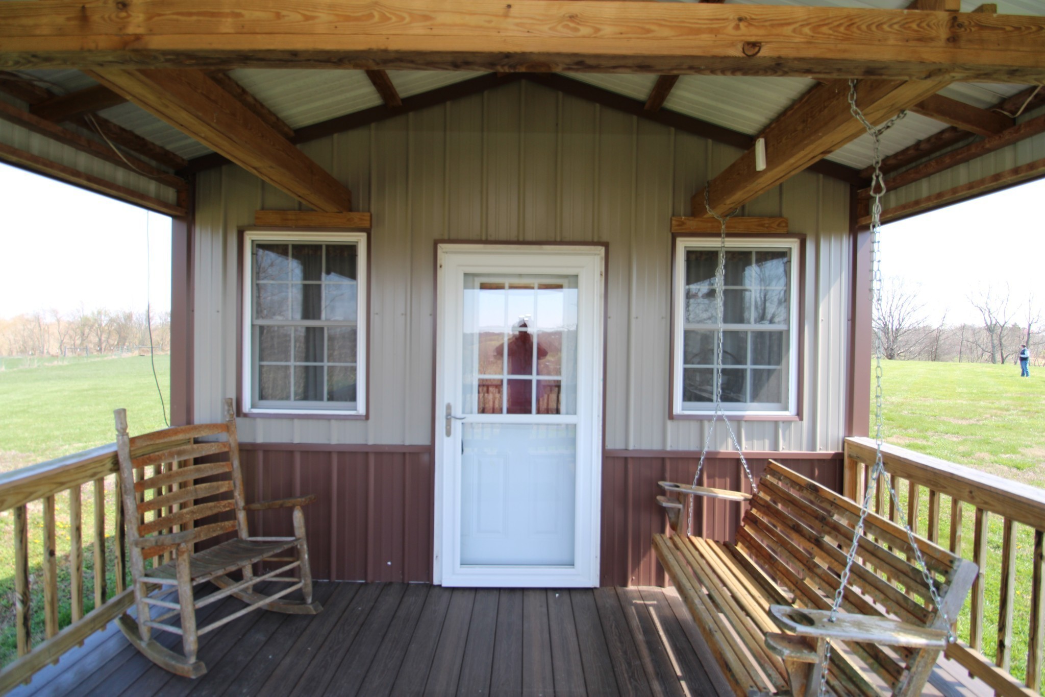 2271 East Stinson Road Lafayette, TN 37083 - Photo 4 of 50 a view of a two chairs in the balcony