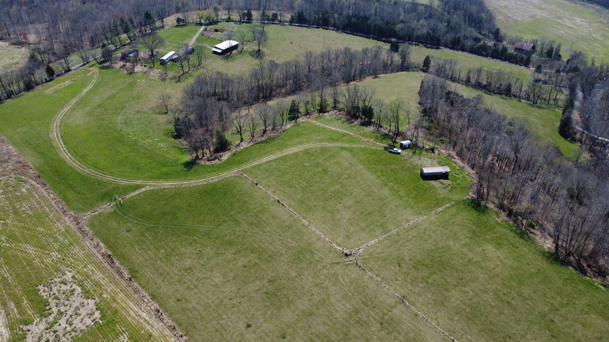 2271 East Stinson Road Lafayette, TN 37083 - Photo 43 of 50 a view of a golf ground with huge green field