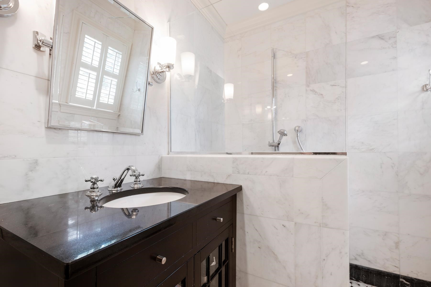 1430 Chester Road Raleigh, NC 27608 - Photo 21 of 39 Photo 21