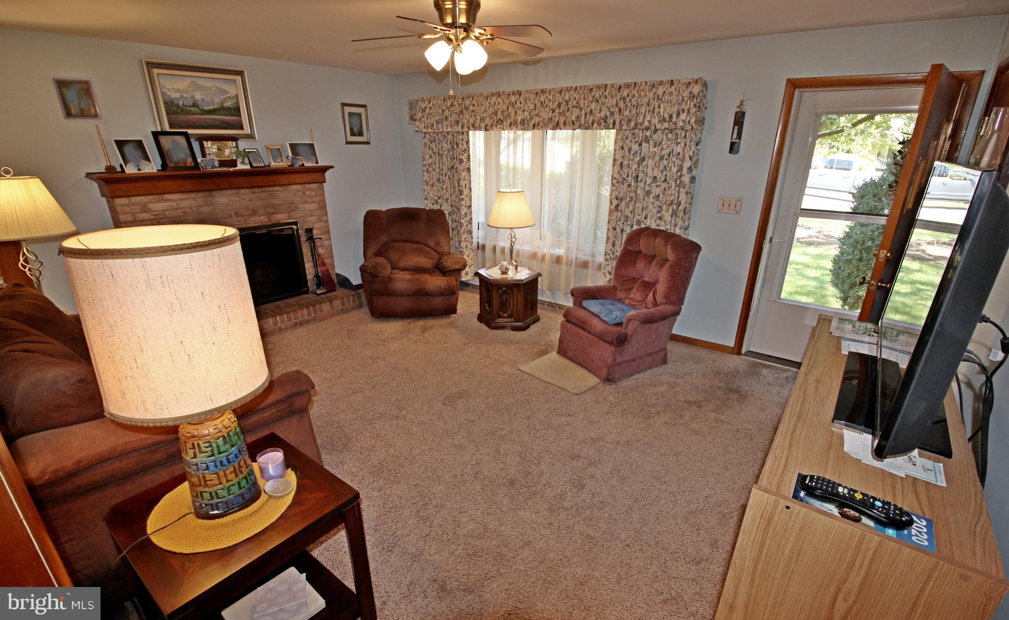 324 Fairview Drive Lititz, PA 17543 - Photo 6 of 34