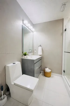 $750,000 | 9069 Northwest 193rd Street, Hialeah, FL 33018
