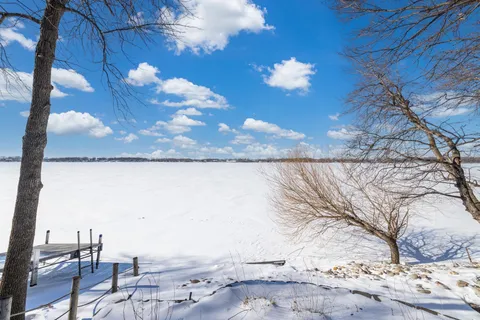 $549,900 | 62168 200th Street, Litchfield, MN 55355