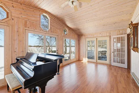 $549,900 | 62168 200th Street, Litchfield, MN 55355