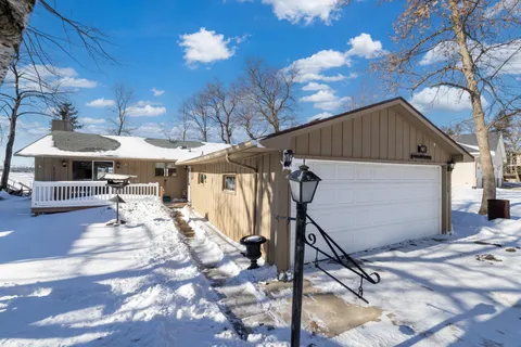 $549,900 | 62168 200th Street, Litchfield, MN 55355