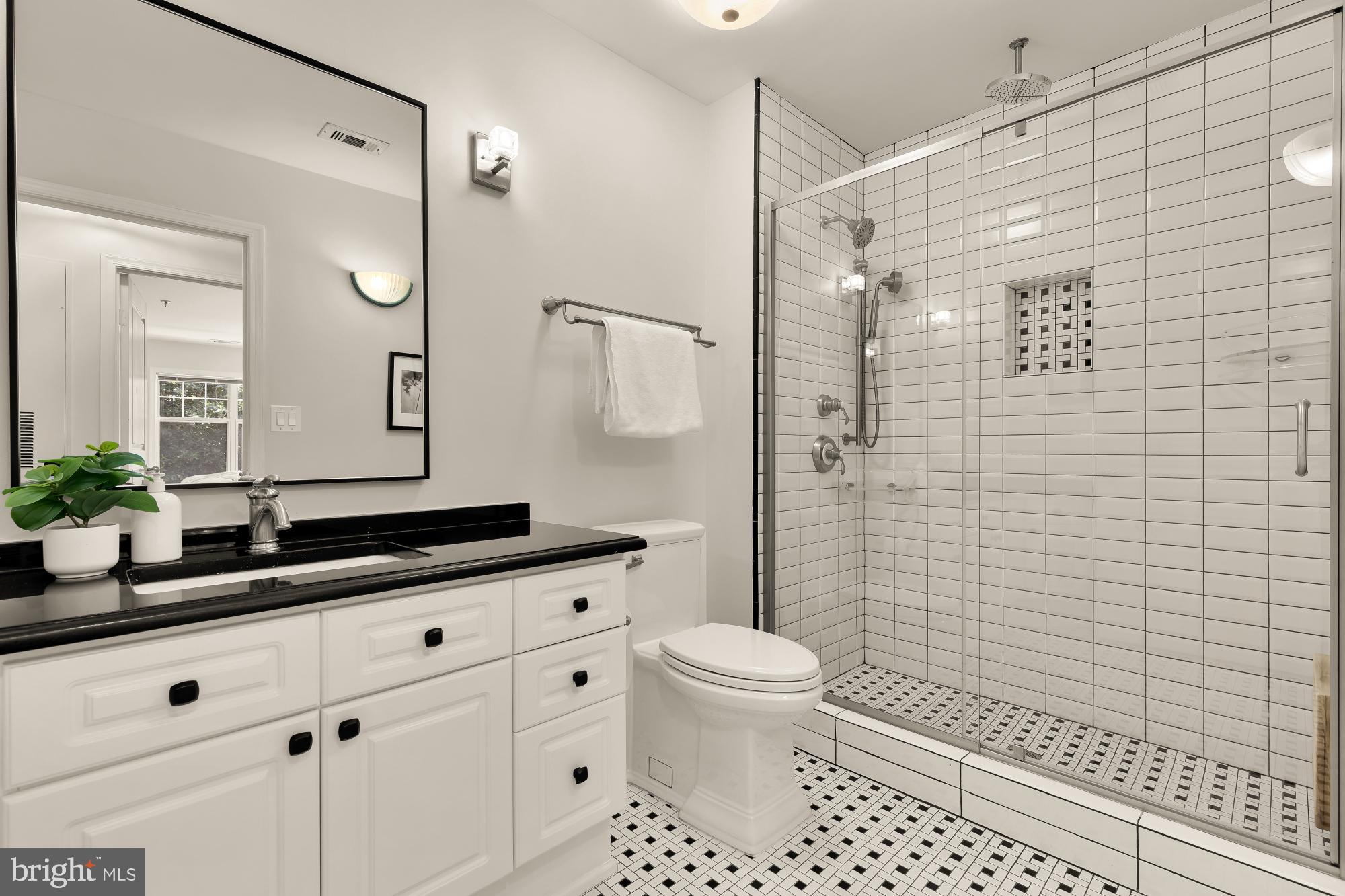 5565 Seminary Road, Unit 201 Falls Church, VA 22041 - Photo 23 of 37 Beautifully Updated Bathroom