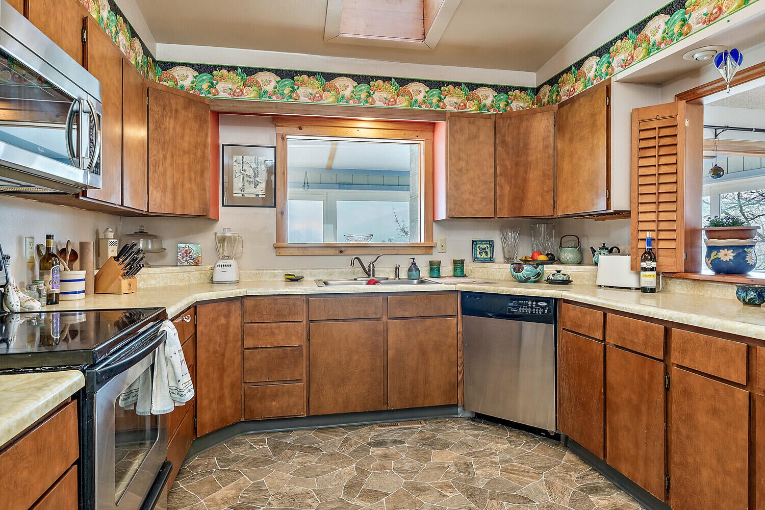642 Wilson Road Ashland, OR 97520 - Photo 11 of 42 36_WR_36_mls