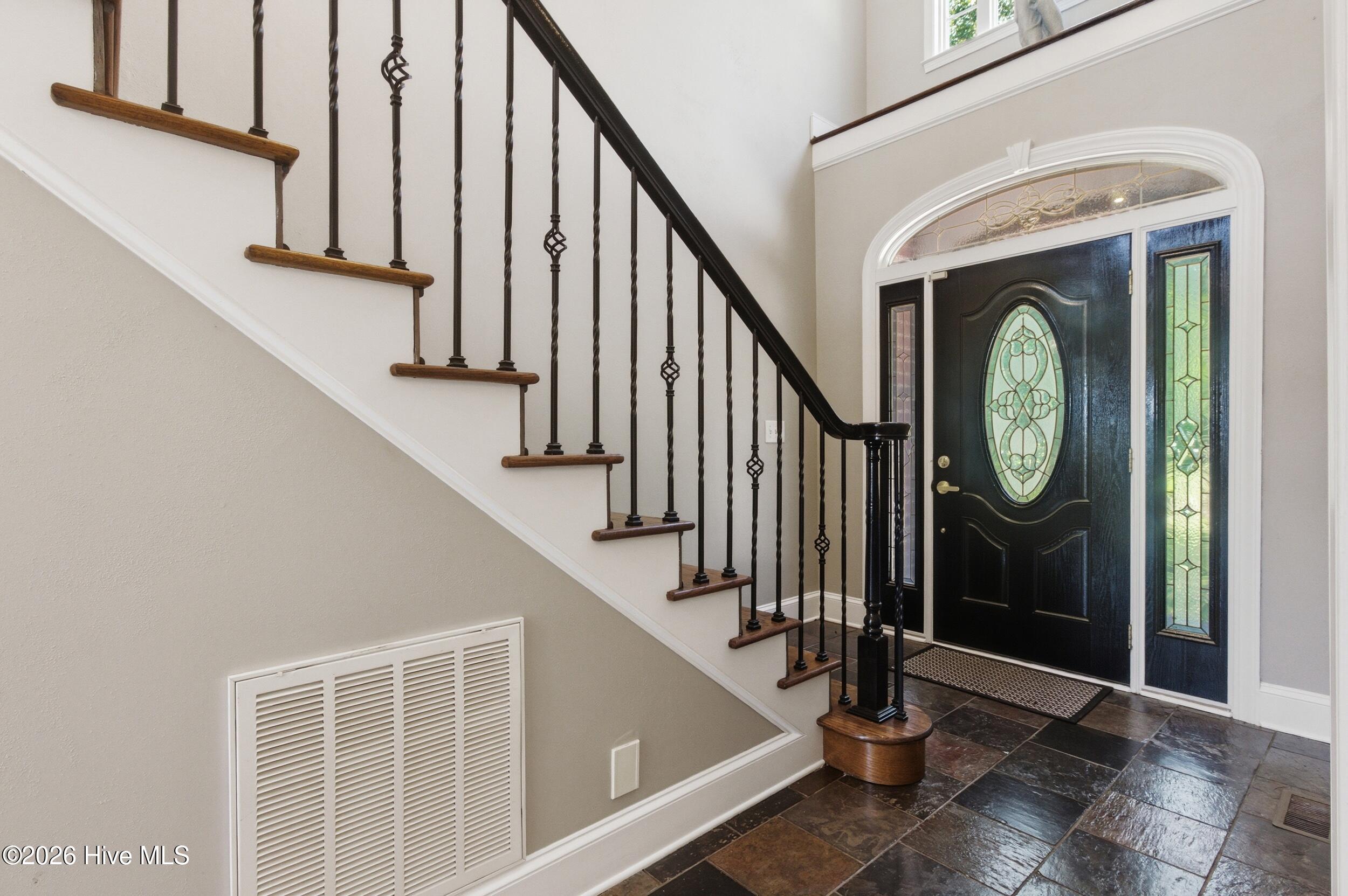 516 Long Point Road Chocowinity, NC 27817 - Photo 6 of 49 Entryway