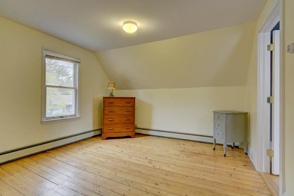335 River Road Tenants Harbor, ME 04860 - Photo 8 of 12 Bedroom with nice wood floors.