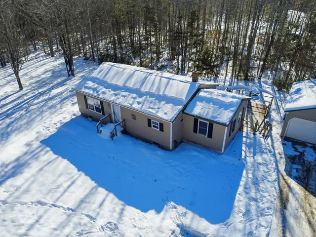 $265,000 | 84 Morse Road, Plymouth, ME 04969