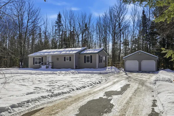$265,000 | 84 Morse Road, Plymouth, ME 04969