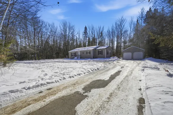 $265,000 | 84 Morse Road, Plymouth, ME 04969