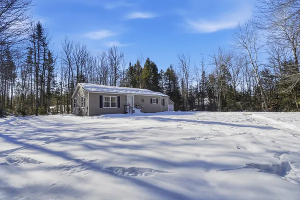 $265,000 | 84 Morse Road, Plymouth, ME 04969