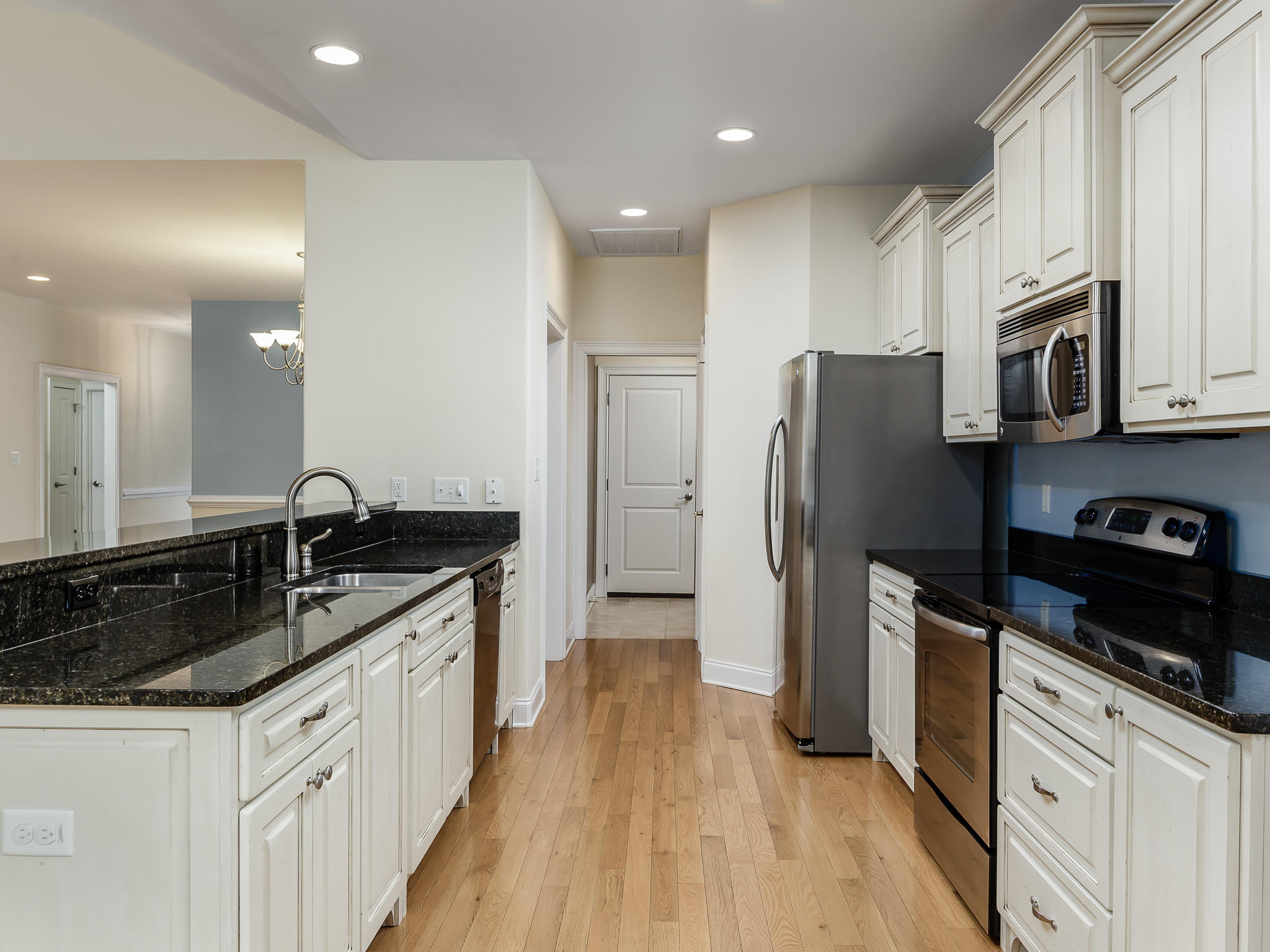 301 Thorne Road Pinehurst, NC 28374 - Photo 6 of 28 301Thorne-22