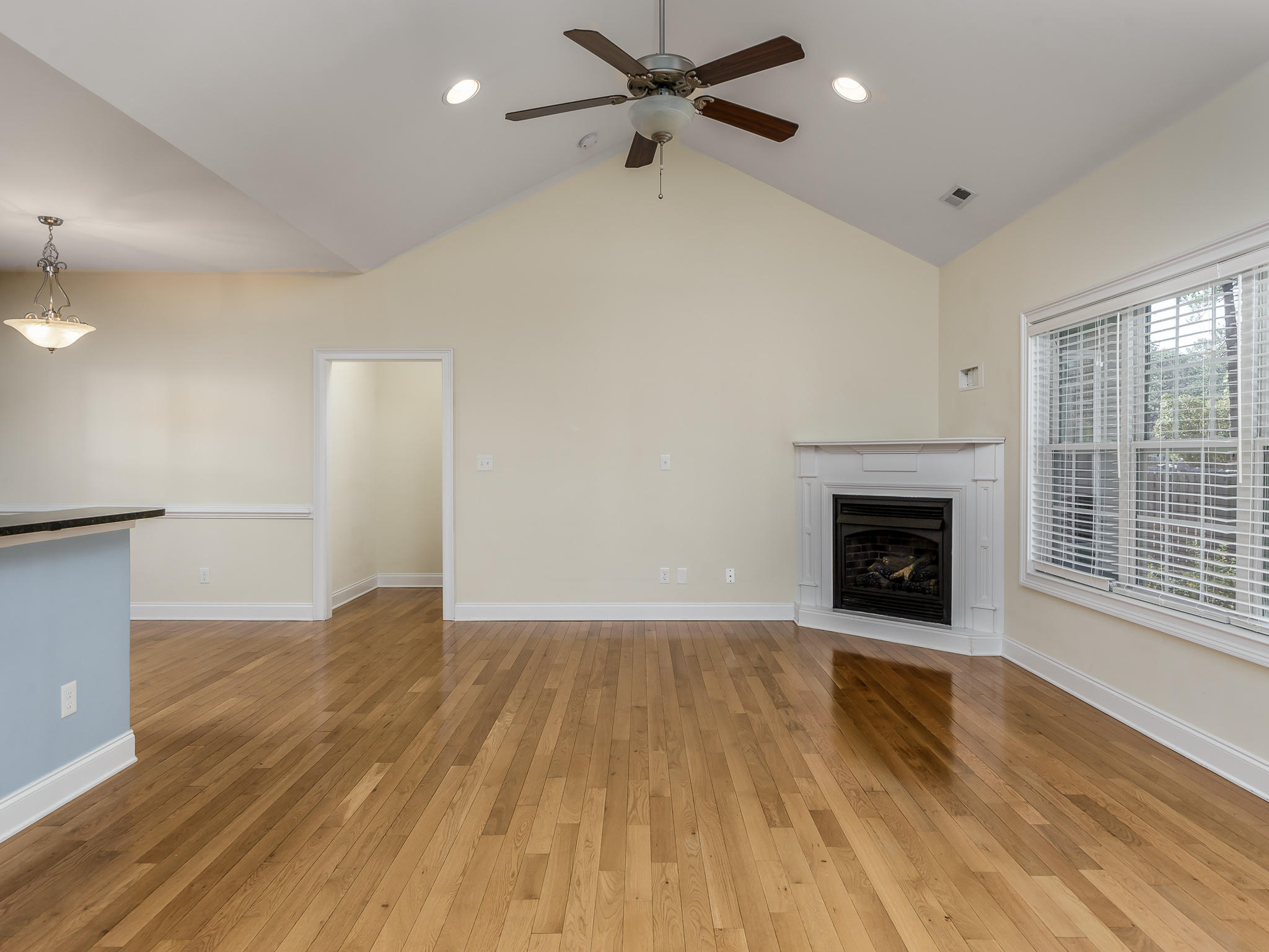 301 Thorne Road Pinehurst, NC 28374 - Photo 10 of 28 301Thorne-23