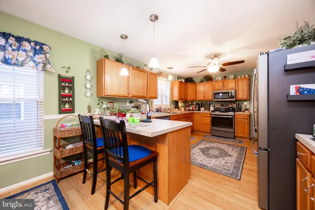 $230,000 | 102 West Harmony Drive, Pottstown, PA 19464