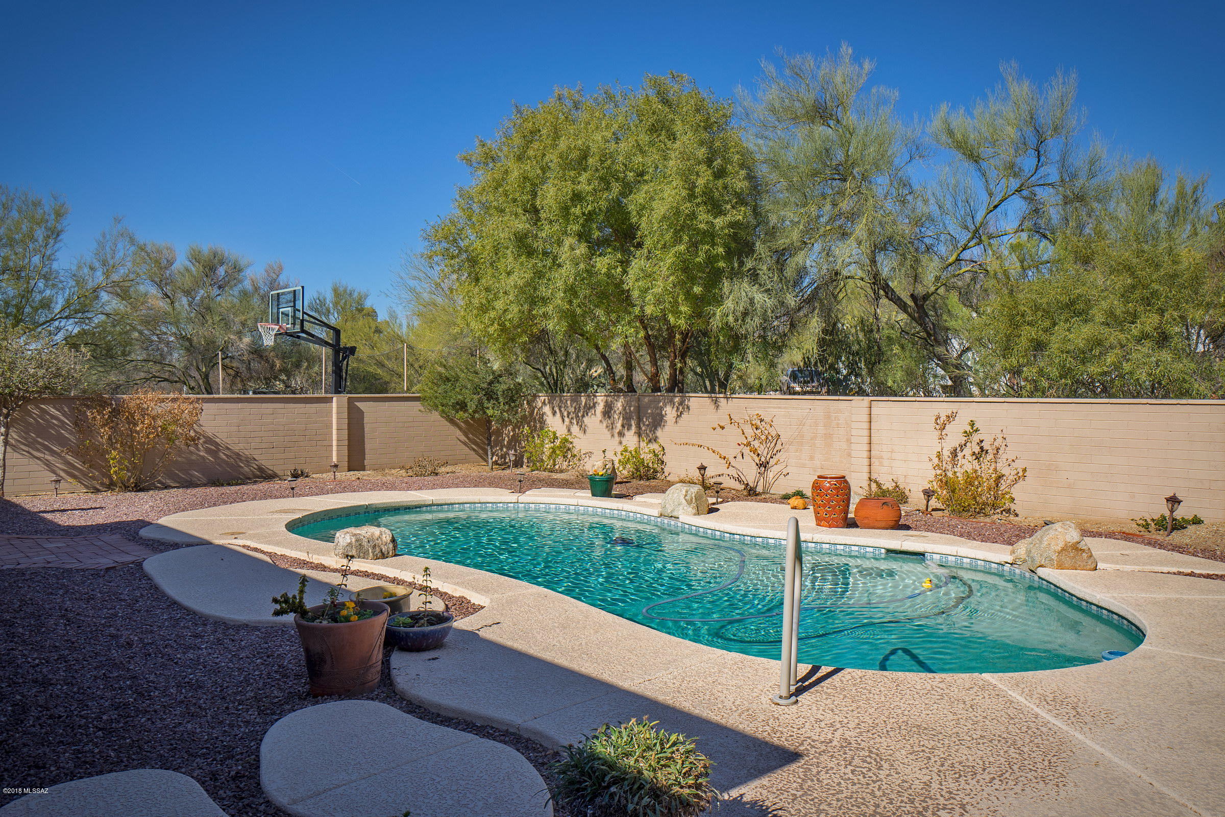 7925 East Cloud Road Tucson, AZ 85750 - Photo 23 of 29 Gallery Image 23