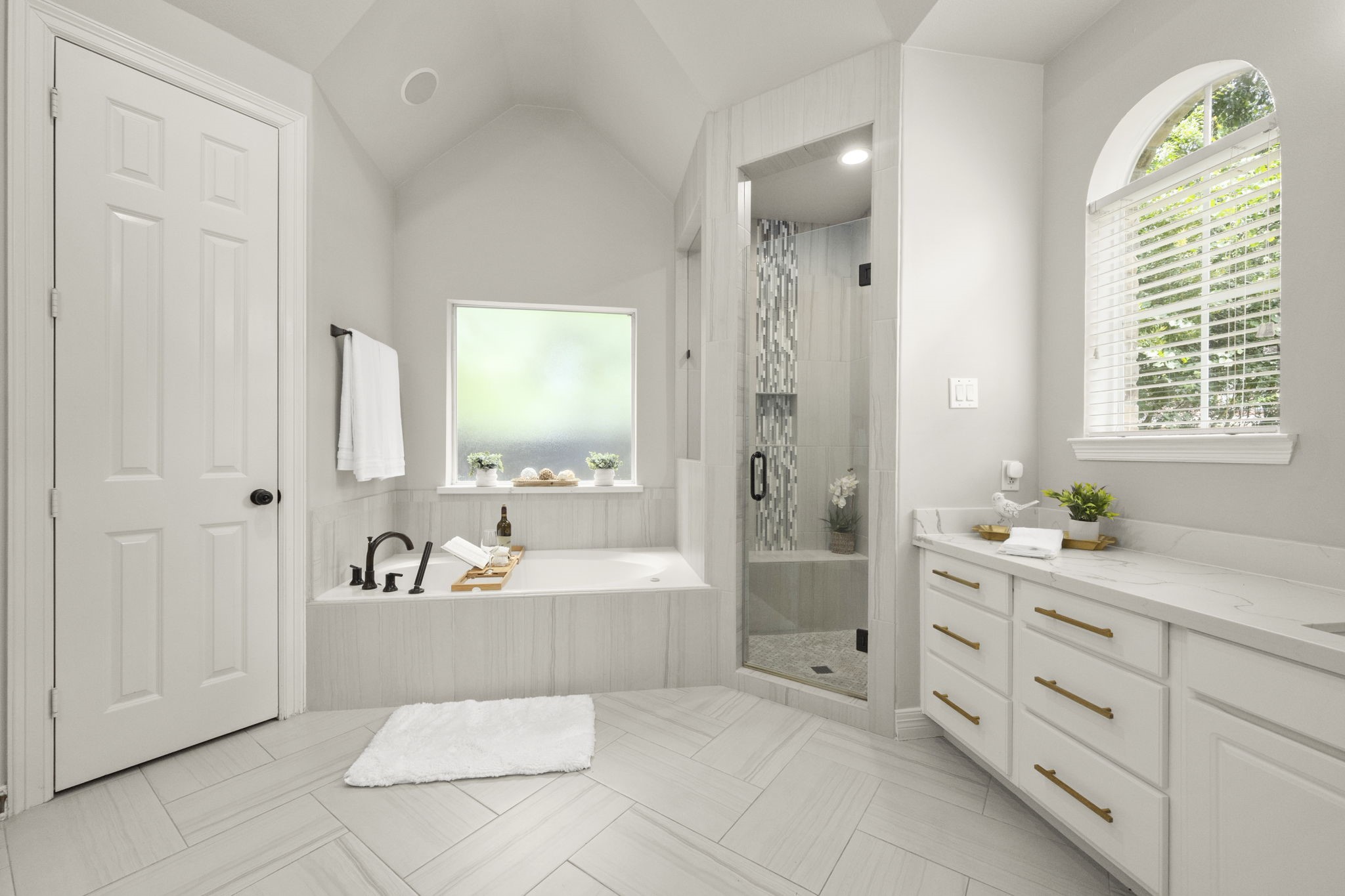 2326 Timbergreen Circle Magnolia, TX 77355 - Photo 19 of 43 a spacious bathroom with a tub sink and mirror