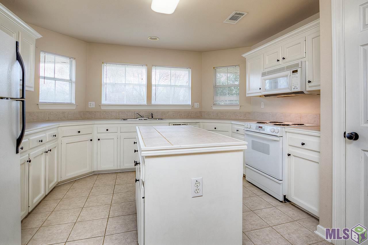 202 Springhaven Drive Baton Rouge, LA 70810 - Photo 5 of 22