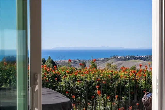 $1,499,000 | 19 Calle Sol, Unit 49, San Clemente, CA 92672