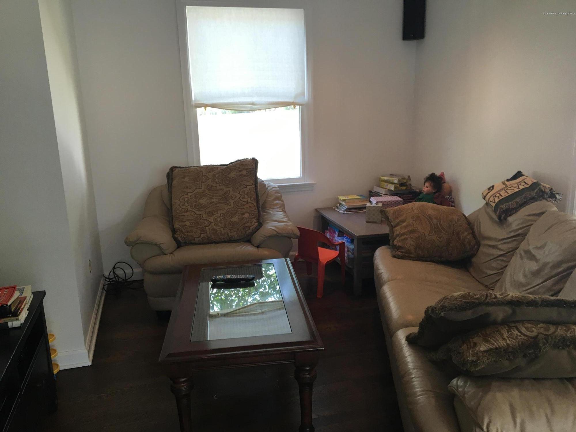 229 Overbrook Avenue Oakhurst, NJ 07755 - Photo 3 of 8 IMG_1669