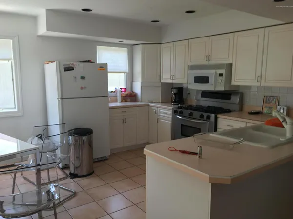 $2,400 | 229 Overbrook Avenue, Oakhurst, NJ 07755